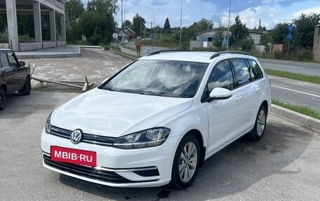 Volkswagen Golf VII, 2019 год, 1 759 000 рублей, 3 фотография