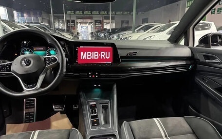 Volkswagen Golf VIII, 2022 год, 1 370 060 рублей, 8 фотография