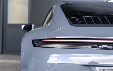 Porsche 911, 2025 год, 23 400 000 рублей, 16 фотография