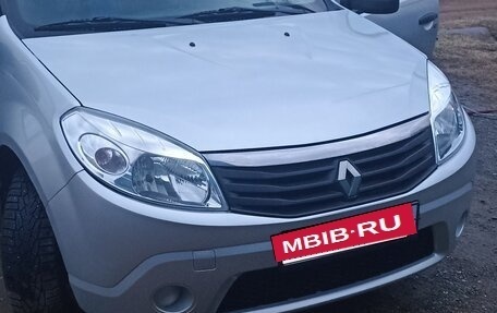 Renault Sandero I, 2014 год, 550 000 рублей, 2 фотография