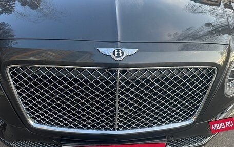 Bentley Bentayga I, 2016 год, 9 750 000 рублей, 11 фотография