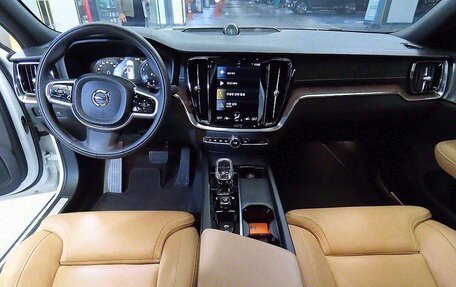 Volvo S60 III, 2021 год, 2 730 000 рублей, 7 фотография