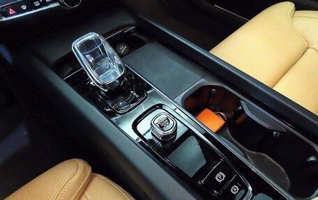 Volvo S60 III, 2021 год, 2 730 000 рублей, 9 фотография