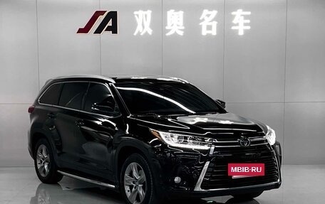 Toyota Highlander III, 2020 год, 3 595 000 рублей, 3 фотография
