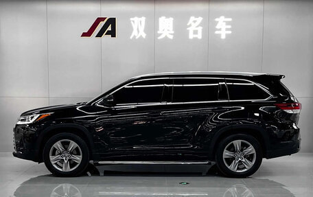 Toyota Highlander III, 2020 год, 3 595 000 рублей, 8 фотография
