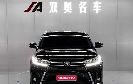 Toyota Highlander III, 2020 год, 3 595 000 рублей, 2 фотография