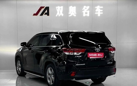 Toyota Highlander III, 2020 год, 3 595 000 рублей, 7 фотография