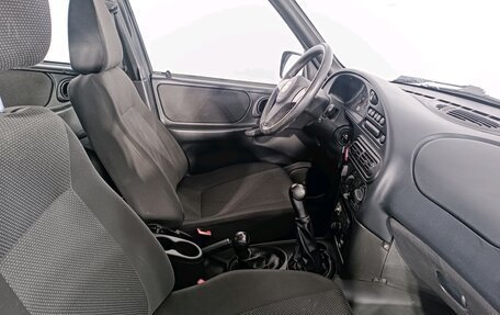 Chevrolet Niva I рестайлинг, 2012 год, 468 000 рублей, 14 фотография