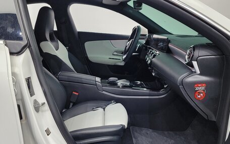 Mercedes-Benz CLA, 2021 год, 3 350 100 рублей, 8 фотография