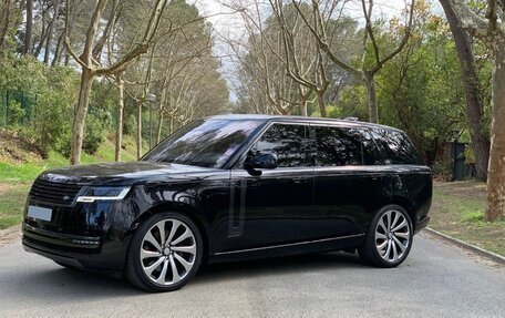 Land Rover Range Rover IV рестайлинг, 2023 год, 15 300 000 рублей, 2 фотография