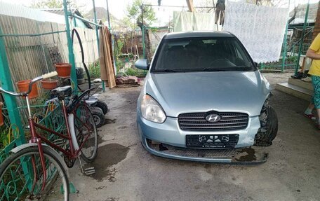 Hyundai Verna II, 2007 год, 300 000 рублей, 3 фотография