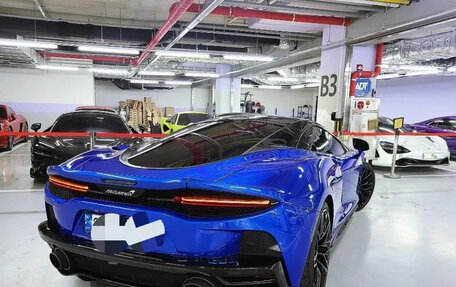 McLaren GT, 2021 год, 38 800 000 рублей, 2 фотография