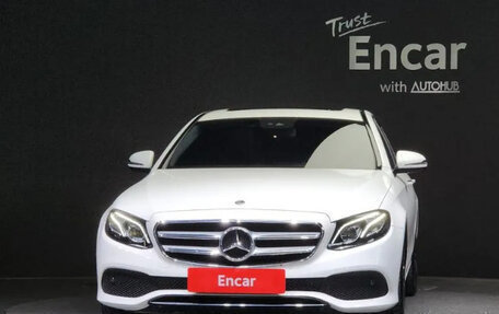 Mercedes-Benz E-Класс, 2020 год, 3 420 000 рублей, 2 фотография