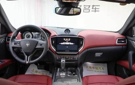 Maserati Ghibli, 2023 год, 13 900 000 рублей, 4 фотография