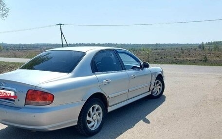 Hyundai Sonata IV рестайлинг, 2005 год, 210 000 рублей, 3 фотография