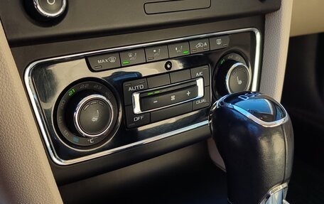 Skoda Superb III рестайлинг, 2013 год, 1 220 000 рублей, 6 фотография