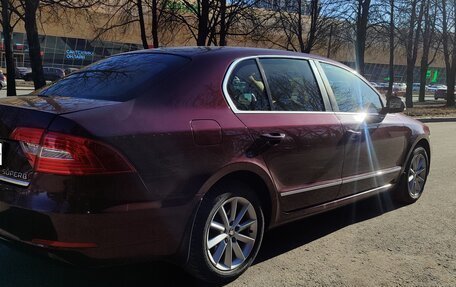 Skoda Superb III рестайлинг, 2013 год, 1 220 000 рублей, 15 фотография