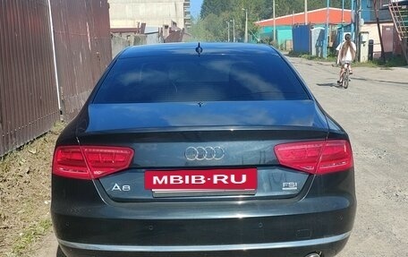 Audi A8, 2010 год, 800 000 рублей, 3 фотография