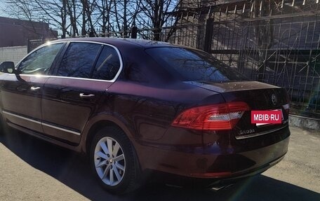 Skoda Superb III рестайлинг, 2013 год, 1 220 000 рублей, 13 фотография