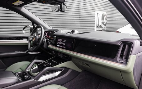Porsche Cayenne III, 2024 год, 20 620 000 рублей, 10 фотография