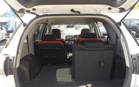 Toyota Wish II, 2016 год, 1 150 000 рублей, 15 фотография