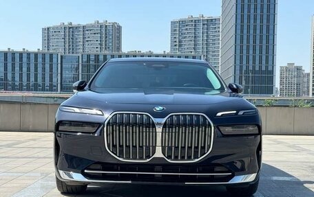 BMW 7 серия, 2022 год, 8 100 000 рублей, 2 фотография