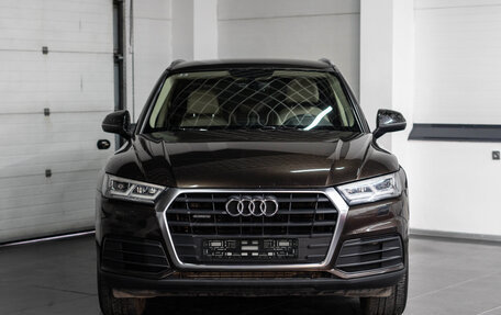 Audi Q5, 2018 год, 2 340 000 рублей, 2 фотография