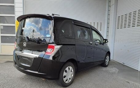 Honda Freed I, 2015 год, 1 150 000 рублей, 6 фотография