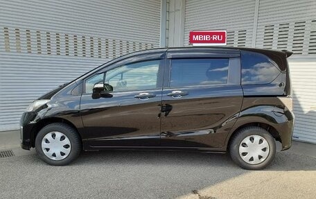 Honda Freed I, 2015 год, 1 150 000 рублей, 4 фотография