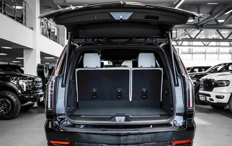 Cadillac Escalade V, 2024 год, 22 400 000 рублей, 8 фотография