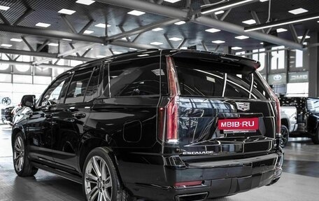 Cadillac Escalade V, 2024 год, 22 400 000 рублей, 9 фотография