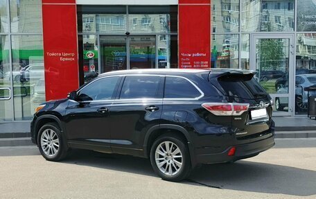 Toyota Highlander III, 2014 год, 3 000 000 рублей, 7 фотография