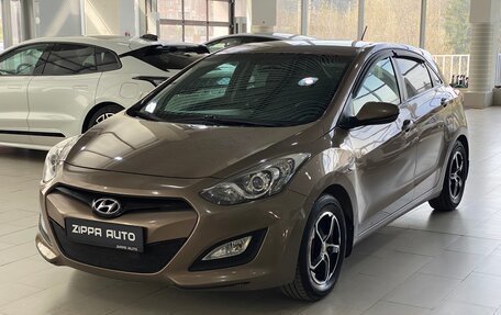 Hyundai i30 II рестайлинг, 2012 год, 999 000 рублей, 4 фотография