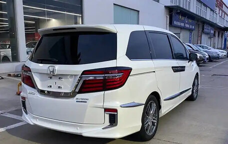 Honda Elysion, 2020 год, 2 700 000 рублей, 4 фотография
