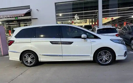 Honda Elysion, 2020 год, 2 700 000 рублей, 7 фотография