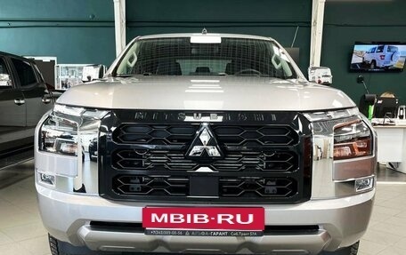 Mitsubishi L200, 2024 год, 5 499 000 рублей, 2 фотография