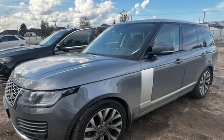 Land Rover Range Rover IV рестайлинг, 2018 год, 7 777 000 рублей, 2 фотография