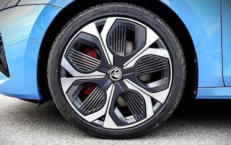 Skoda Octavia RS, 2025 год, 6 500 000 рублей, 3 фотография