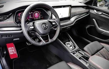 Skoda Octavia RS, 2025 год, 6 500 000 рублей, 6 фотография