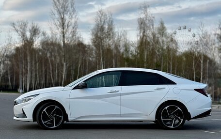 Hyundai Elantra, 2021 год, 1 900 000 рублей, 3 фотография