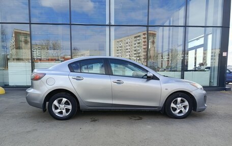 Mazda 3, 2012 год, 1 020 000 рублей, 4 фотография
