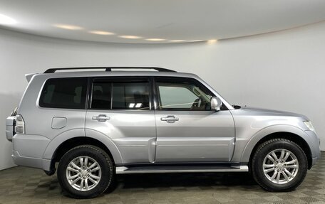 Mitsubishi Pajero IV, 2013 год, 2 289 000 рублей, 4 фотография