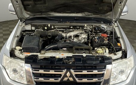 Mitsubishi Pajero IV, 2013 год, 2 289 000 рублей, 9 фотография