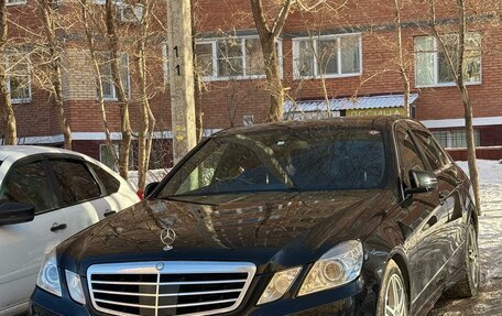 Mercedes-Benz E-Класс, 2011 год, 2 300 000 рублей, 3 фотография