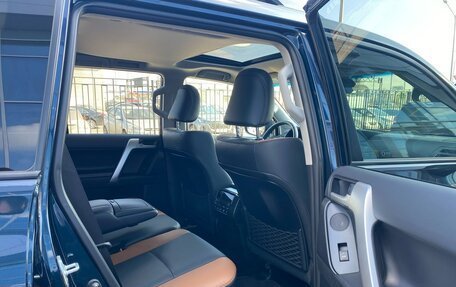 Toyota Land Cruiser Prado, 2024 год, 8 500 000 рублей, 13 фотография