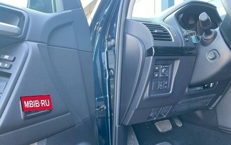 Toyota Land Cruiser Prado, 2024 год, 8 500 000 рублей, 22 фотография