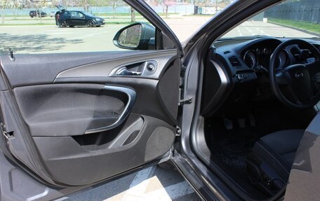 Opel Insignia II рестайлинг, 2011 год, 1 070 000 рублей, 13 фотография
