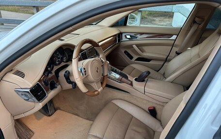 Porsche Panamera II рестайлинг, 2010 год, 1 850 000 рублей, 16 фотография