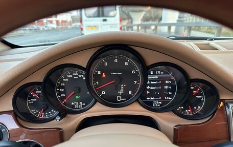 Porsche Panamera II рестайлинг, 2010 год, 1 850 000 рублей, 26 фотография