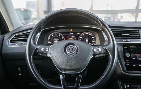 Volkswagen Tiguan II, 2018 год, 2 299 000 рублей, 17 фотография